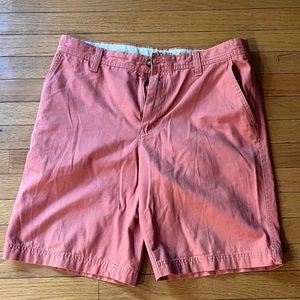 Izod Xfg Brown Zipper Cargo Pocket Golf 